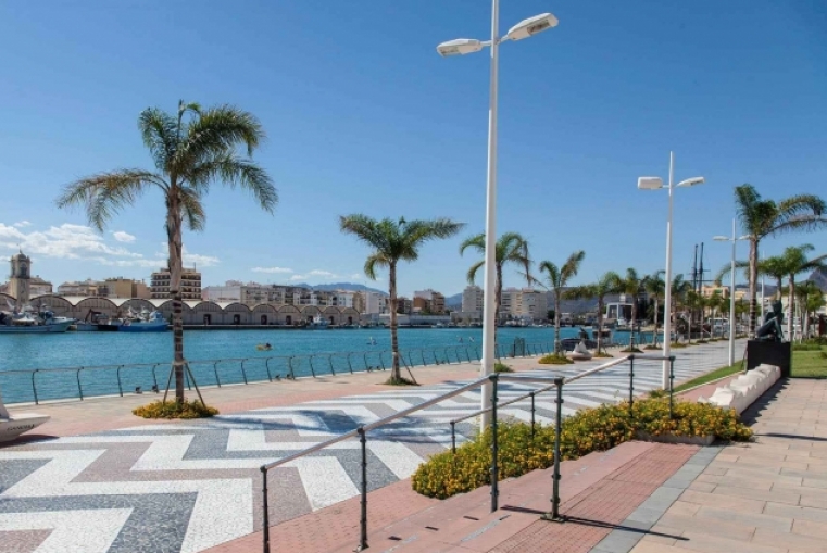 El Náutico de Gandia pide a la APV la división de la actual concesión
