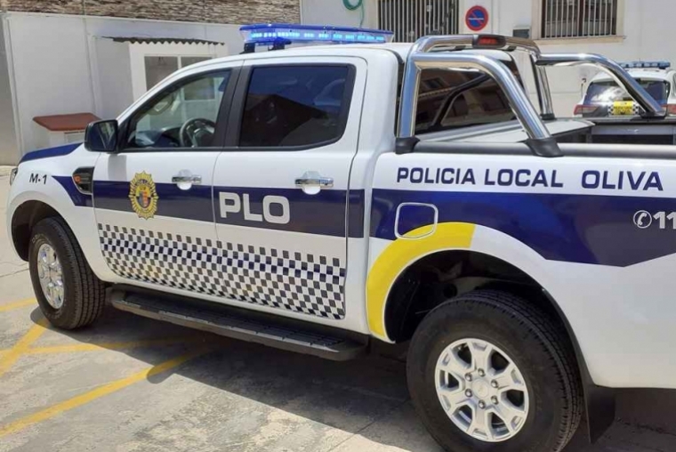 Oliva adquiere un vehículo 4x4 para mejorar el servicio de la Policía Local