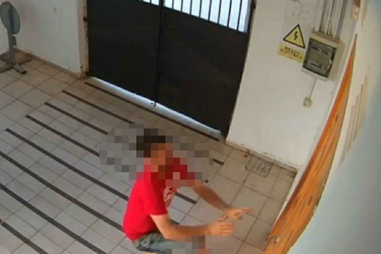Detenido un vándalo en Xeraco al ser captado por las cámaras del Cementerio