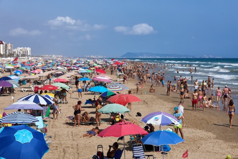 Gandia prolonga las actividades lúdicofestivas en la playa este septiembre