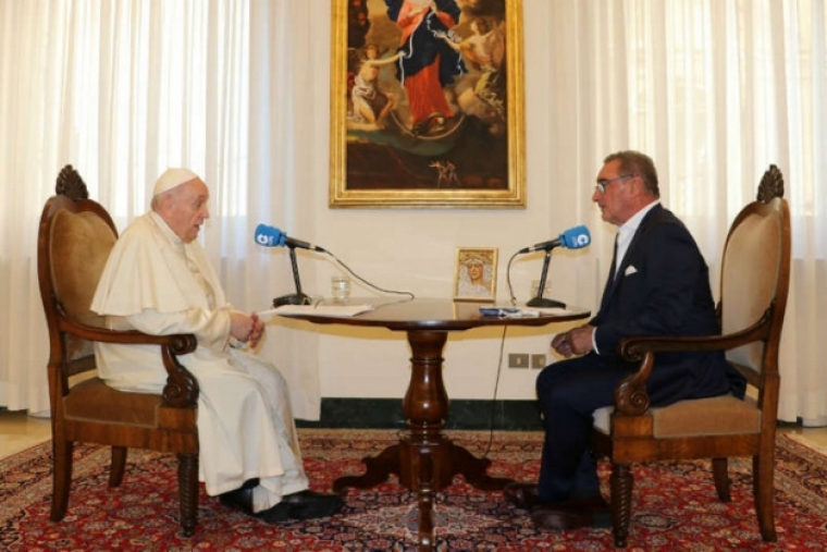 Carlos Herrera entrevista al Papa Francisco en Roma