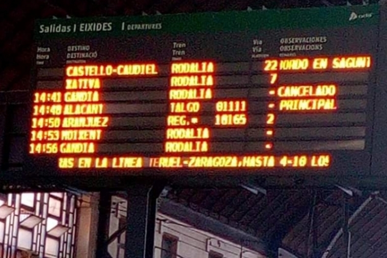 De nuevo caos en los trenes de Cercanías entre ellos Gandia-València