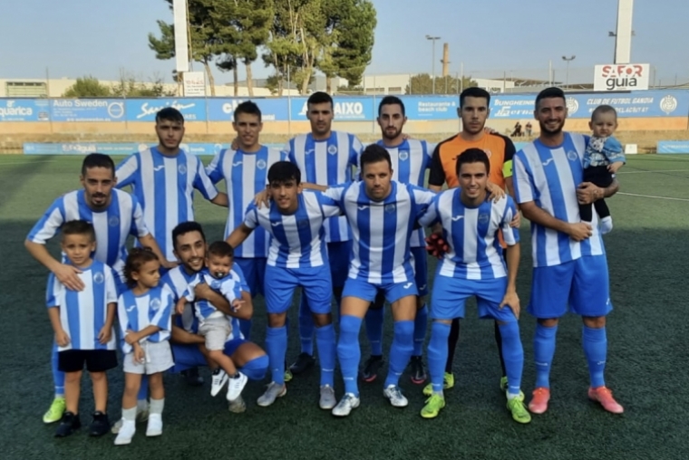 Primera victoria del Gandia CF como local ante el At. Benidorm 3-0