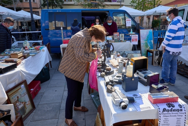 El Mercat Vintage de Gandia volverá en noviembre tras la Feria y Fiestas