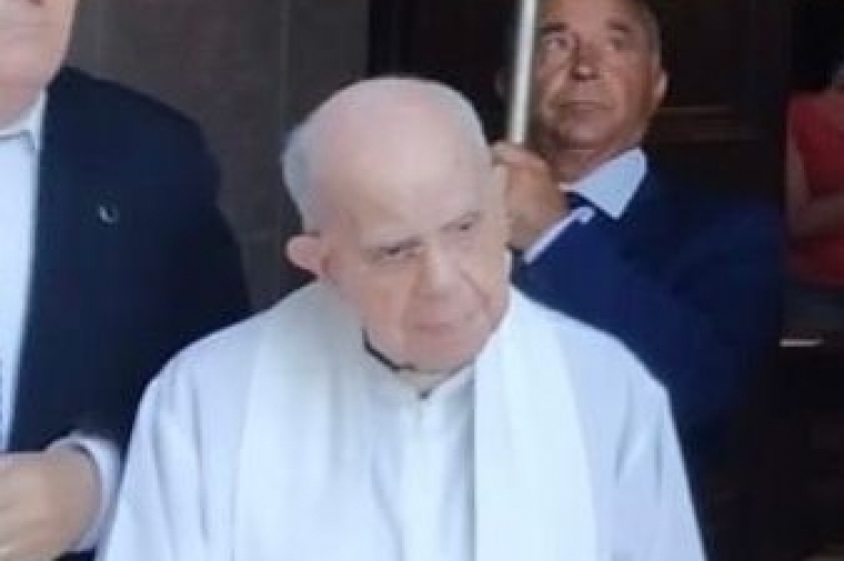 Fallece el sacerdote Ernesto Ribera Marí, que fue plebán de Oliva