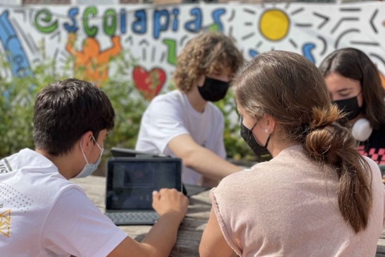 Escolapias Gandia premiada por Simo Educación 2021