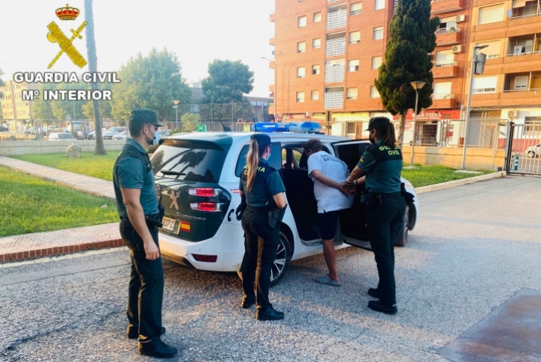 Detenidos tras robar en 27 lavanderías entre ellas en Gandia y Tavernes