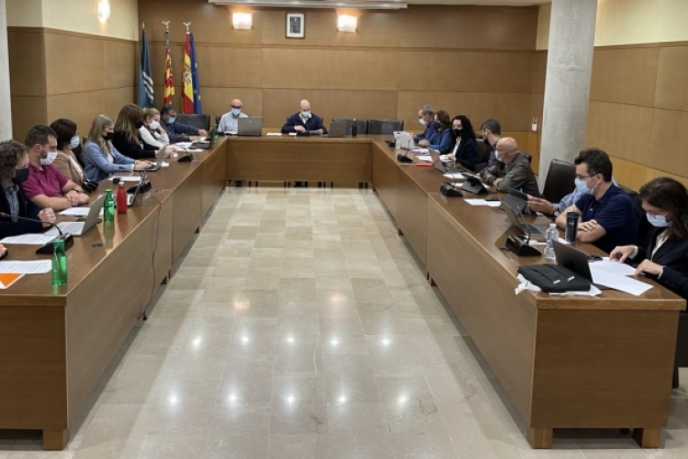 Tavernes mejora los colegios Divina Aurora y St. Miquel con el Pla Edificanc
