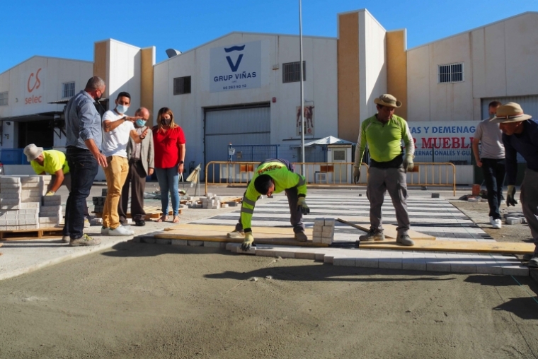 Miramar inicia la mejora del polígono Les Vinyes invirtiendo 200.000 euros
