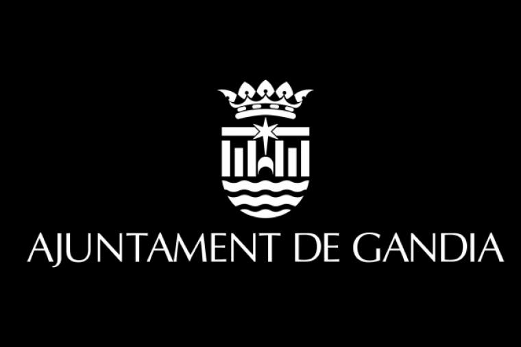 Gandia entrega 200 tarjetas a residentes en zona azul y por orden de llegada
