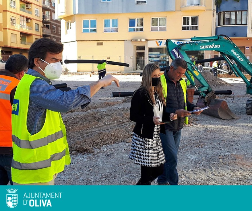 Las obras de la avenida de València en Oliva marchan a buen ritmo