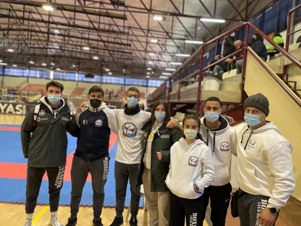 Éxito del BoxSafor Club con 10 medallas de oro, 2 plata y 2 bronce en al autonómico de Kickboxing