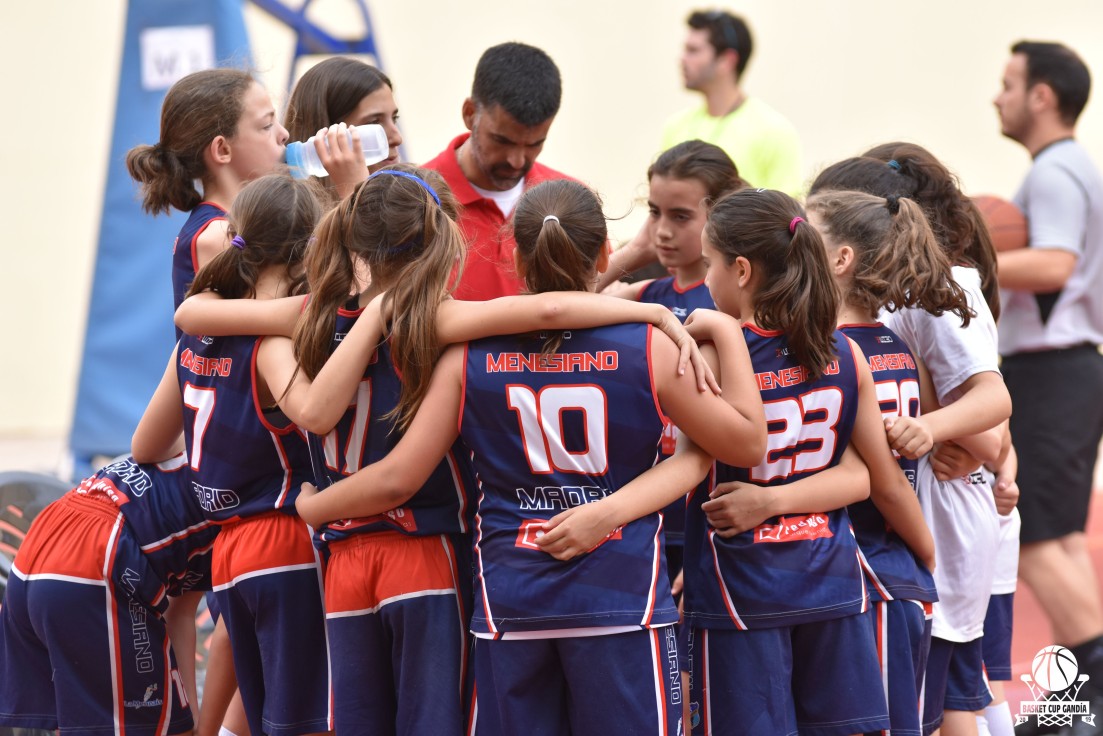 Oliva colabora con el torneo Basket Cup Gandia