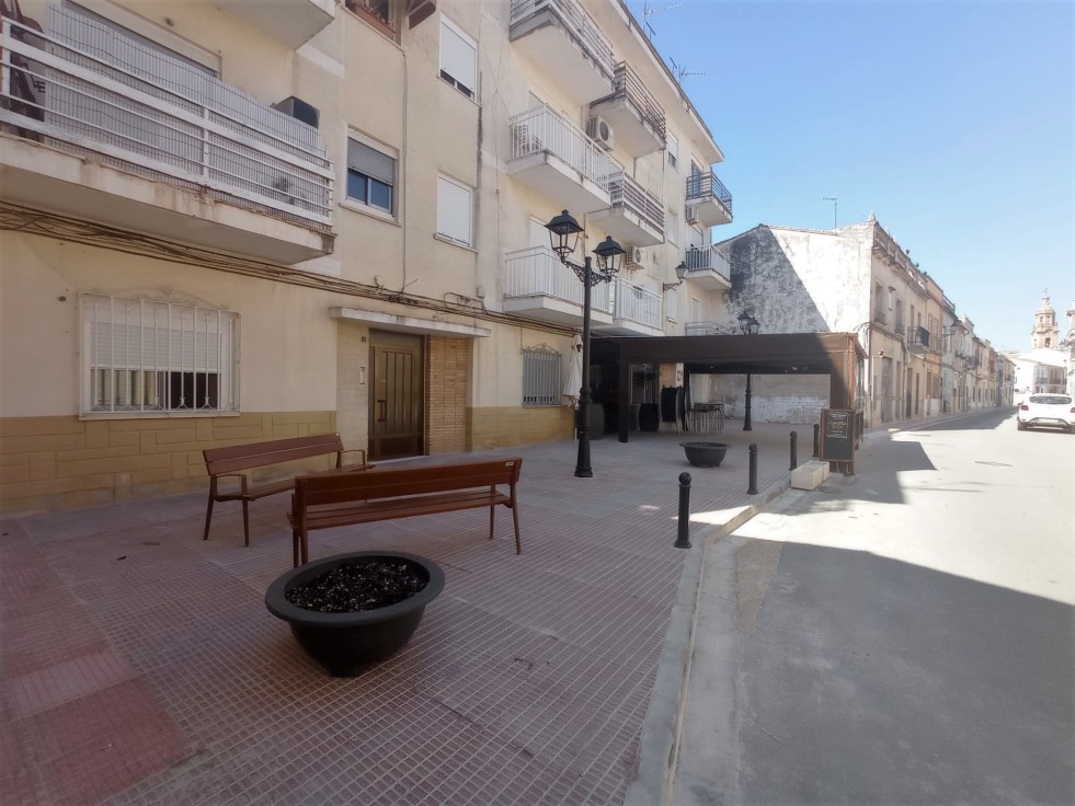 L'Alqueria de la Comtessa tiene una nueva y pequeña plaza en la calle Màrtirs