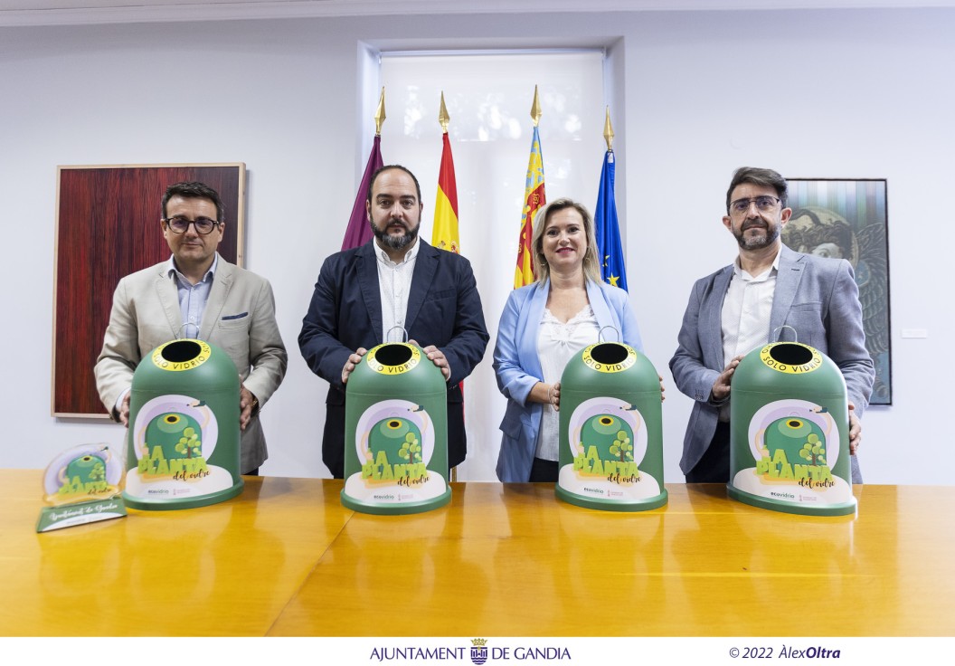 Gandia logra el Galardón Verde de Ecovidrio por el reciclaje en 'La Plantà del Vidre'