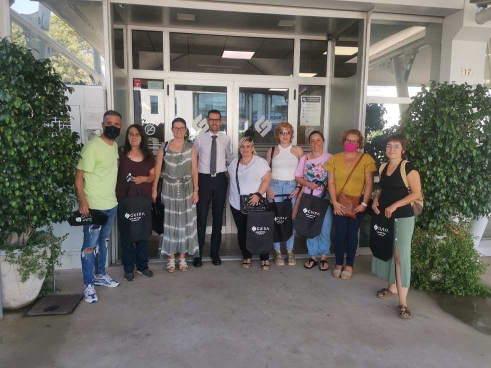 Los participantes de los itinerarios integrados visitan la empresa Guixa