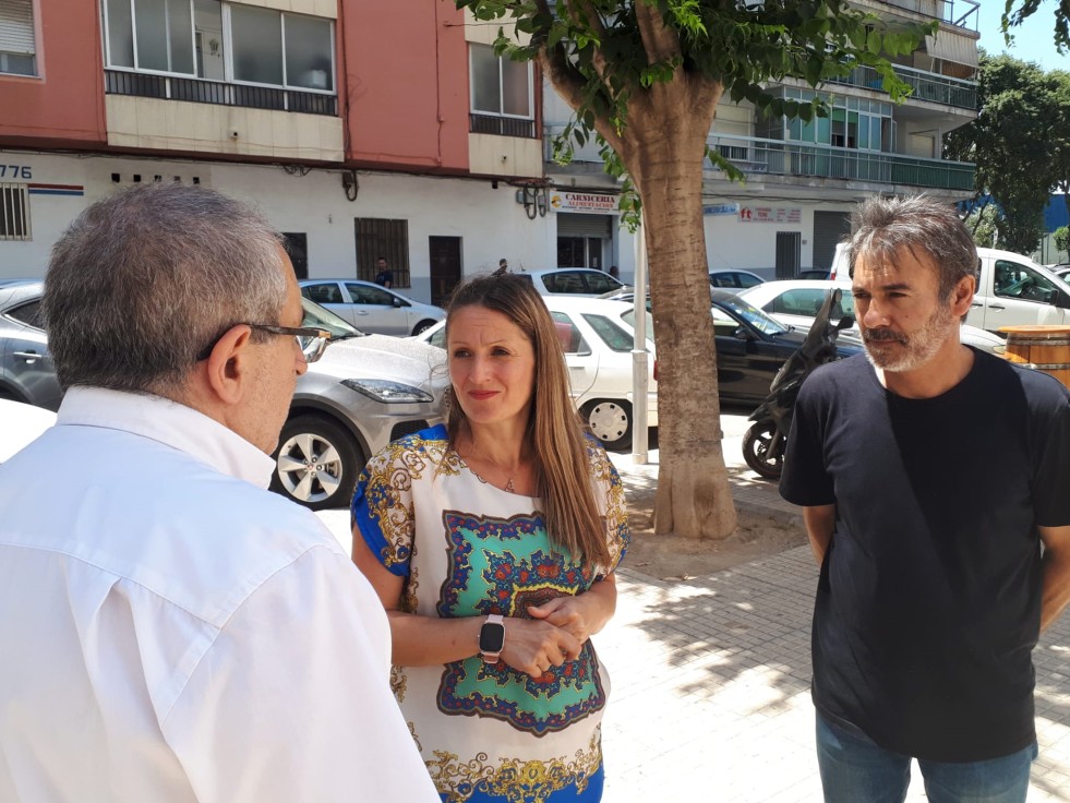 Oliva crea 12 nuevas plazas de aparcamiento en la Avda de Valencia