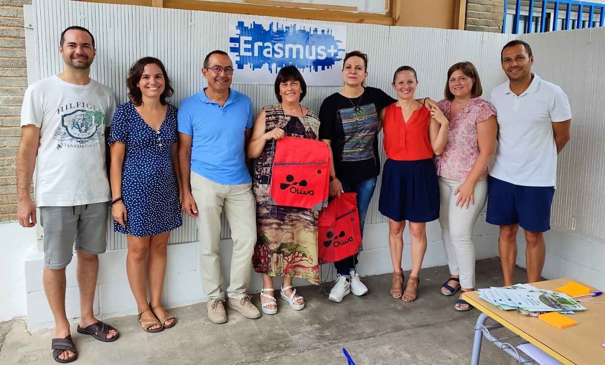 El Centro de Formación de Adultos Serafí de Centelles de Oliva inicia el curso con el Proyecto Erasmus+