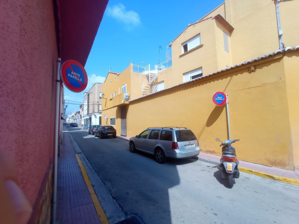L'Alqueria de la Comtessa aumenta la seguridad vial del municipio