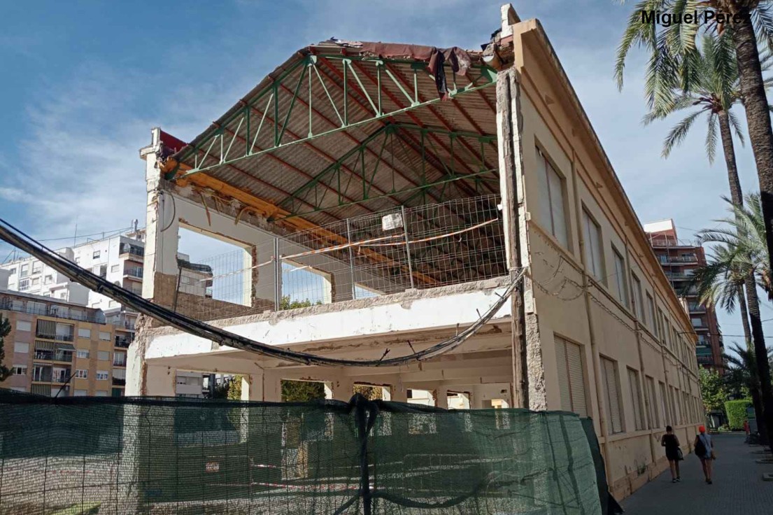 Gandia negocia un modificado de contrato para que las obras del instituto Ausiàs March sigan adelante