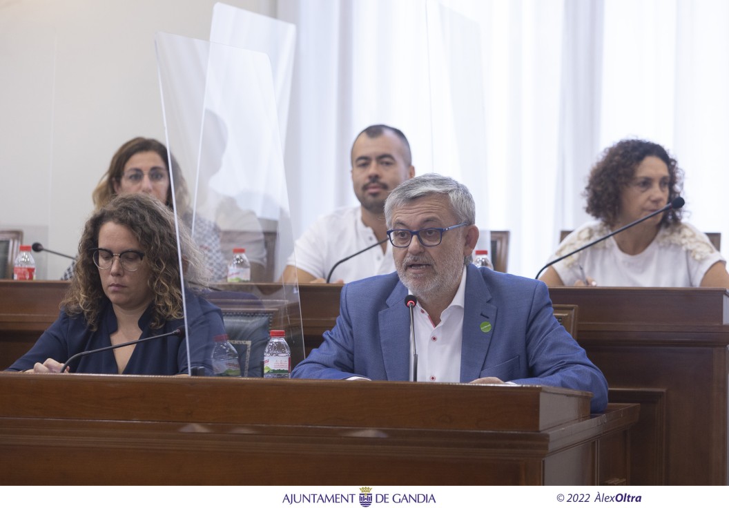 Cerca de medio millar de personas firman la petición de primarias abiertas para Compromís Gandia