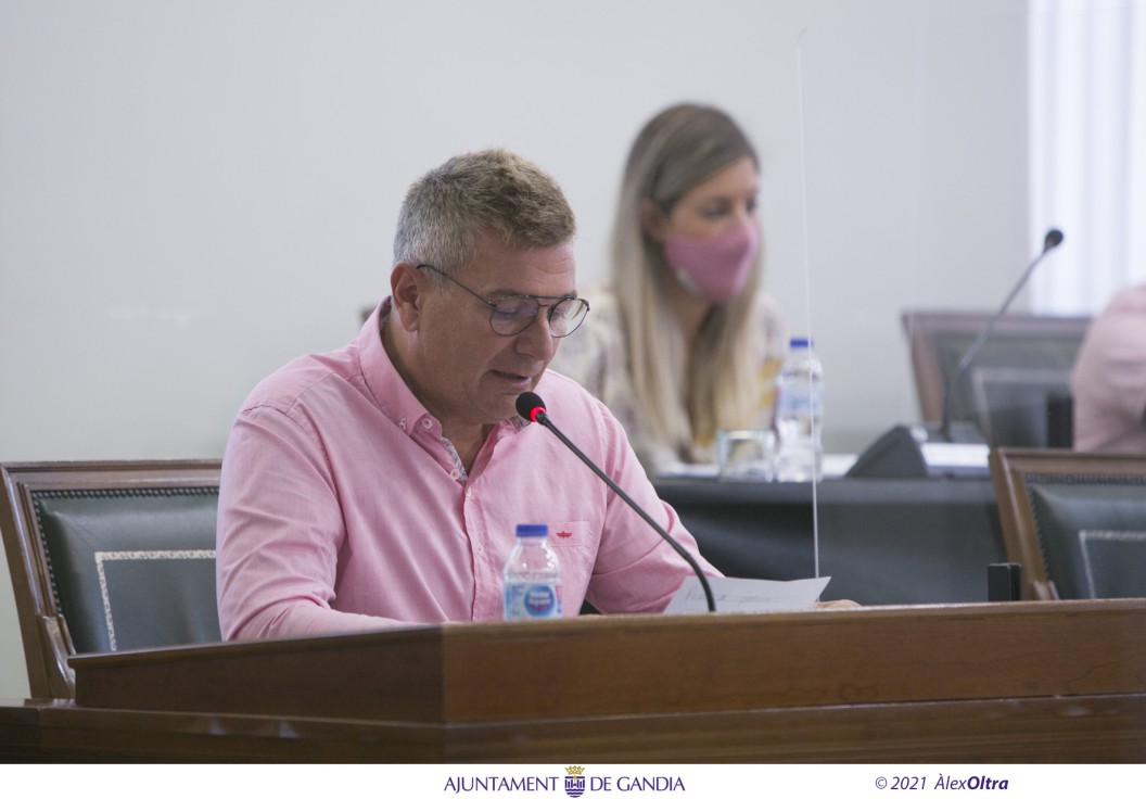 Gandia abre expediente al local del supermercado DIA que se derrumbó hace casi un año