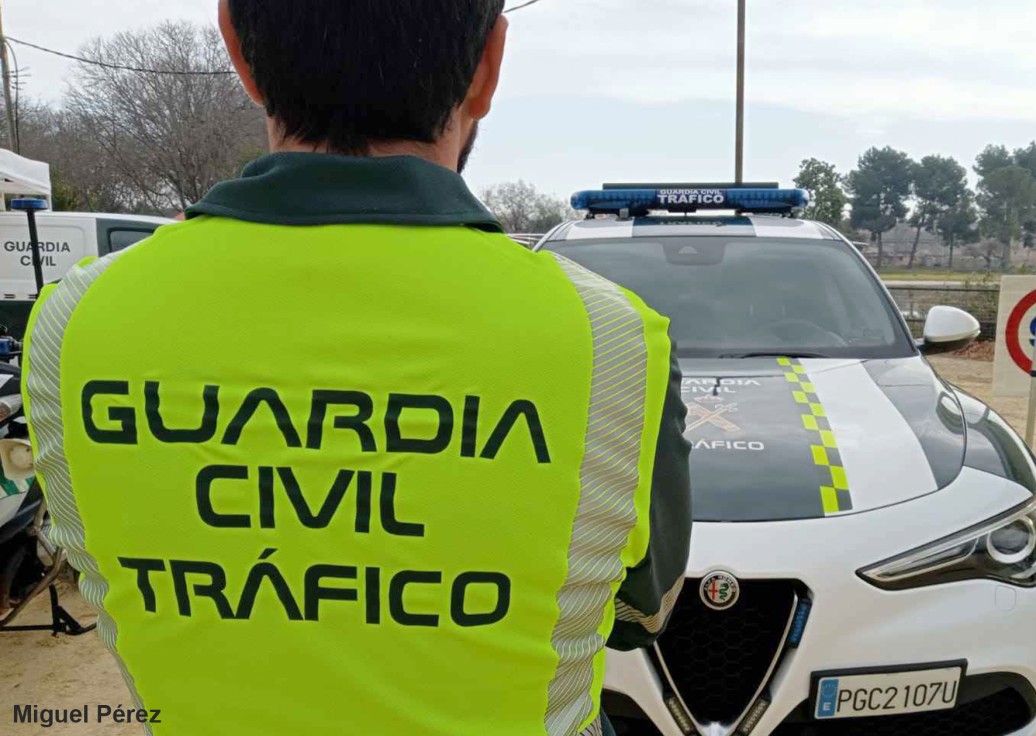 La Guardia Civil de Gandia detecta un turismo circulando entre Pego y Oliva a 143 km/h en una vía limitada a 50 km/h