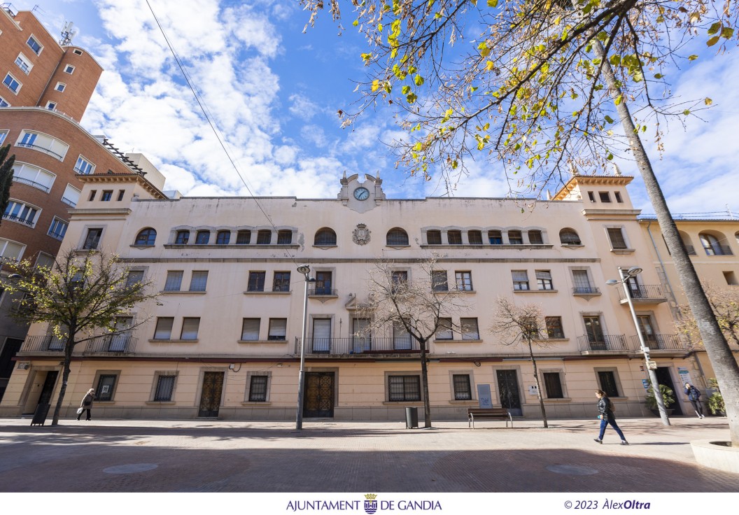 La Generalitat aprueba la compra del antiguo Palacio de Telecomunicaciones que fue en su día el edificio de Correos en Gandia