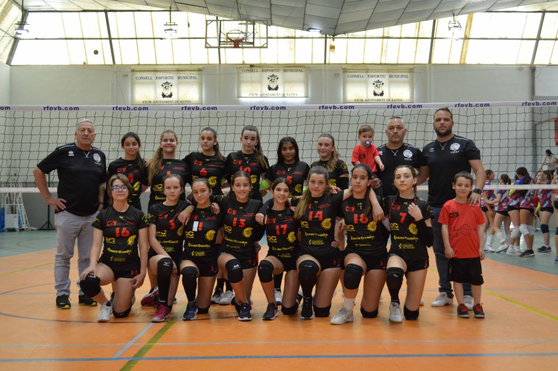 El Arenas Decorgandia mejoran los resultados del año pasado pese a la derrota ante el CV Elche