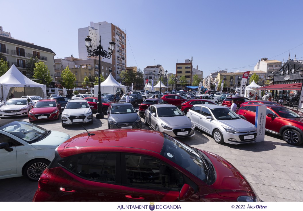 Fira del Motor también solidaria para el Comedor Social de Gandia