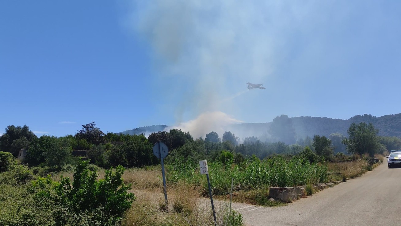 La Guardia Civil busca al incendiario que ayer provocó dos fuegos en Villalonga