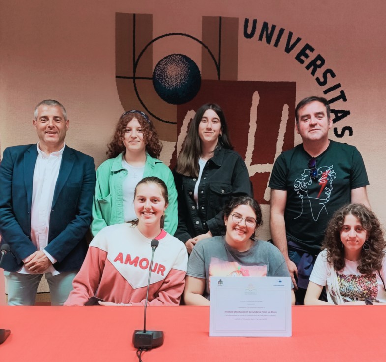 Alumnas del Tirant lo Blanc de Gandia en el encuentro de Escuelas Embajadoras del Parlamento Europeo