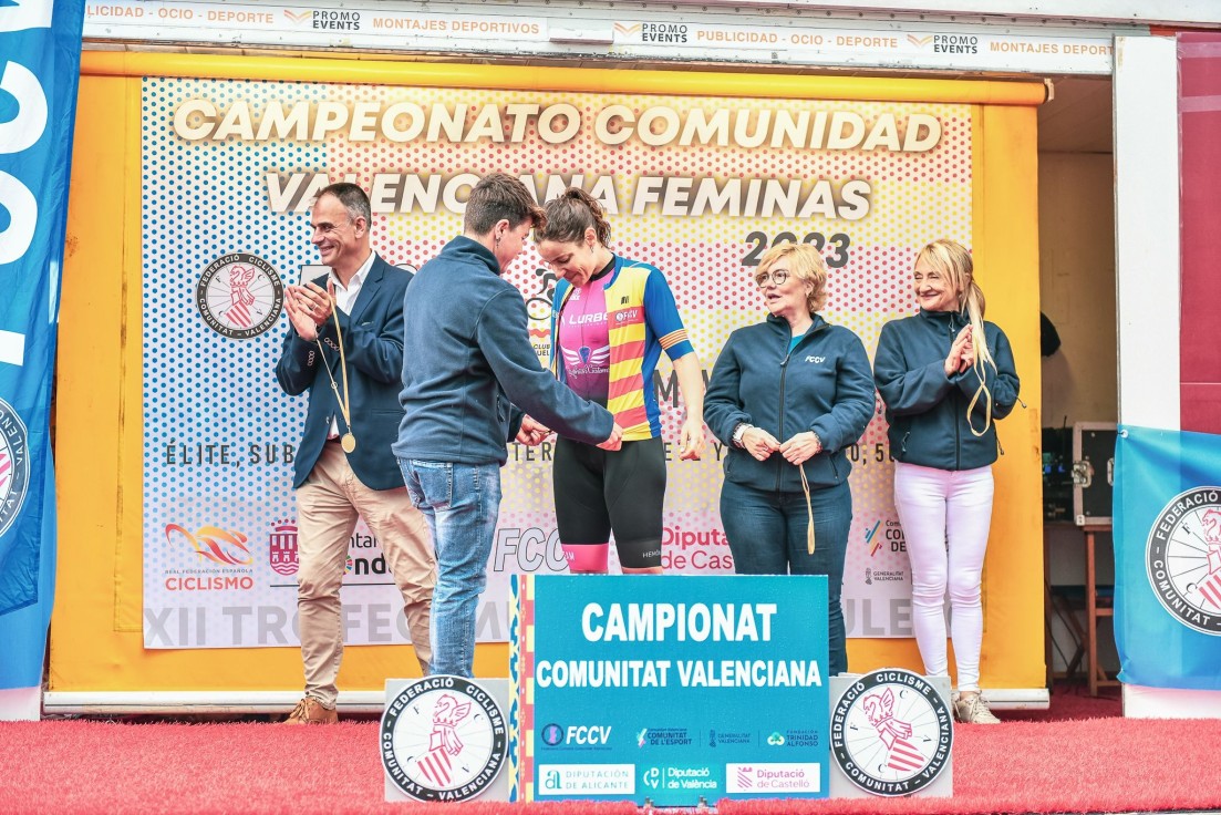 Saida Perea, de l'Alqueria de la Comtessa, logra revalidar el título de campeona autonómica de ciclismo