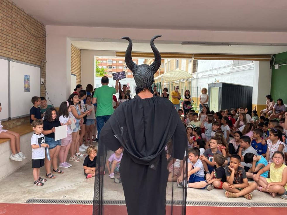El colegio José Pedrós de Piles lleva a cabo un proyecto de innovación con una 'gamificación'