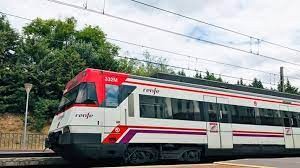 Una nueva avería está provocando retrasos en los trenes a Valencia
