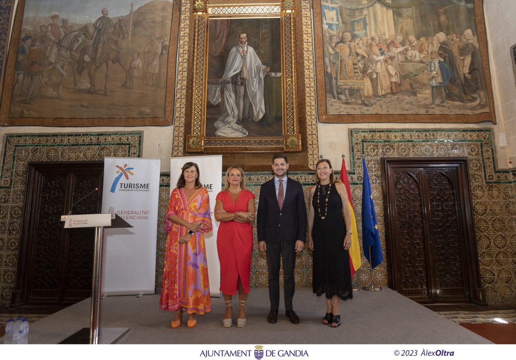 La Conselleria de Turismo elige Gandia para presentar sus cargos en la materia