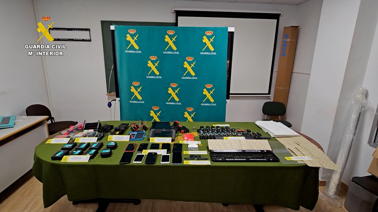Bellreguard, Daimús y Gandia eran sede de una banda dedicada a robar vehículos de alta gama por encargo