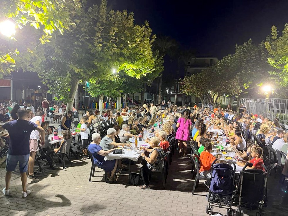 Las actividades de l’Estiu al Real han sido un éxito de participación, con más de 2.500 personas en diversos escenarios al aire libre