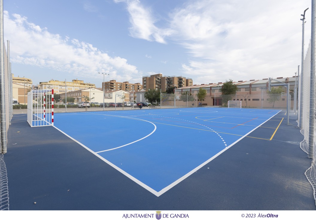 Gandia crea un espacio para la actividad física en Benipeixcar junto al Raval para descongestionar zonas deportivas de la ciudad