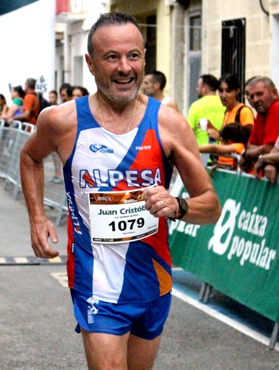 Juan Cristóbal Díaz, del CA Gandia Alpesa, en el Europeo Máster de Pescara (Italia)