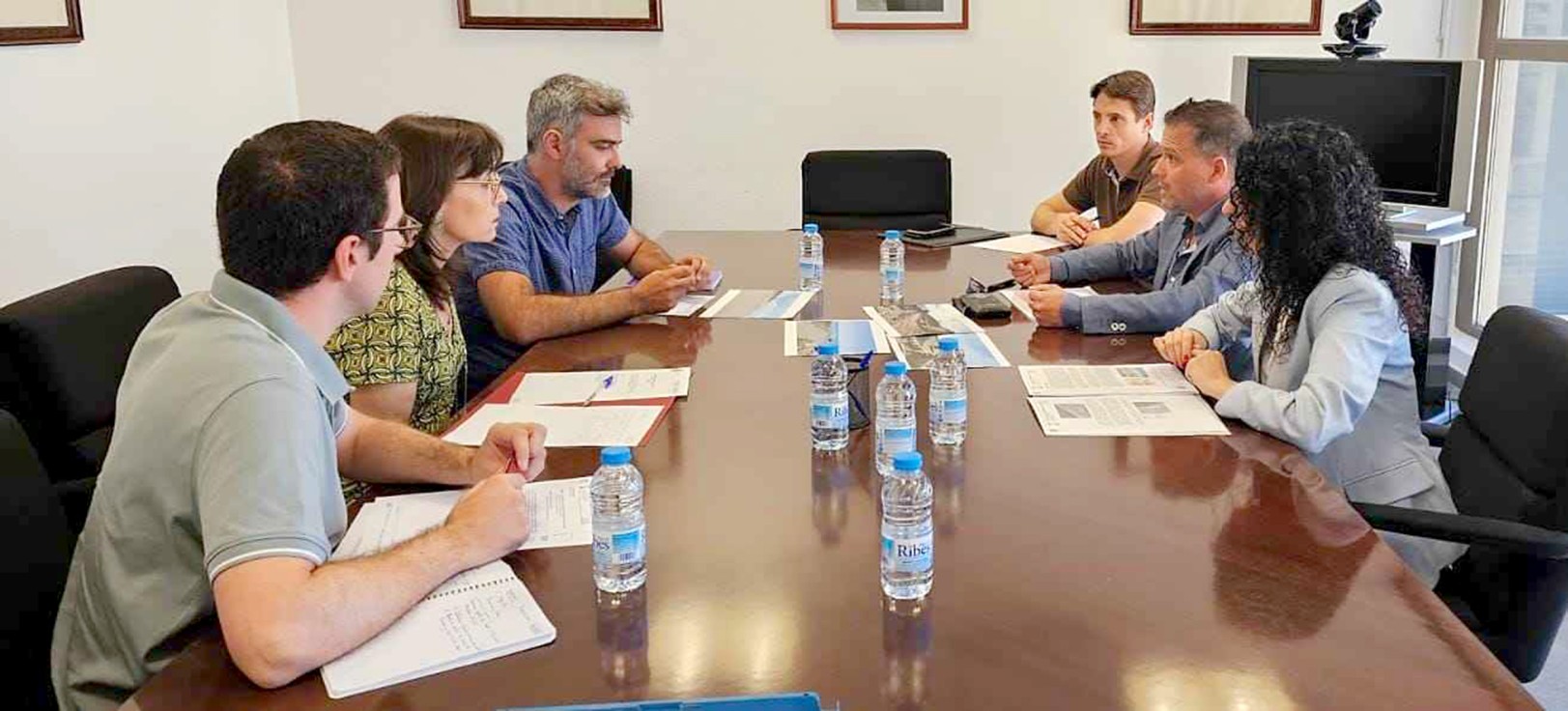 La alcaldesa de Tavernes analiza con Costas y Gobierno de España la regeneración de las playas valleras