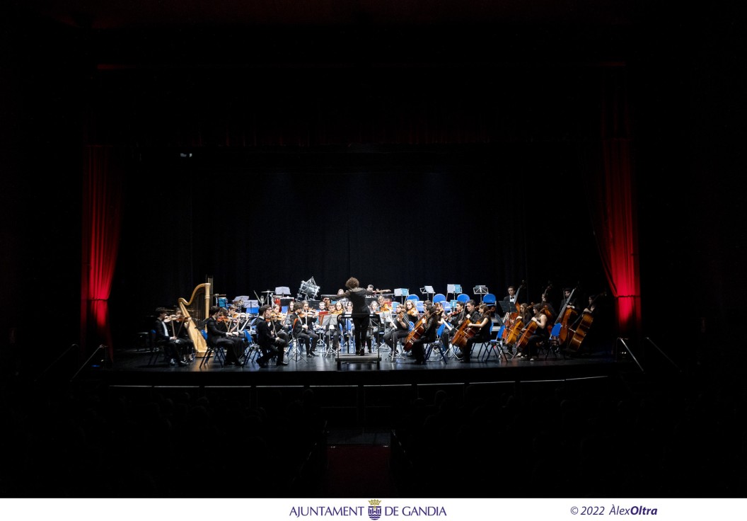 La Orquesta Filarmónica de la Universitat de València da la bienvenida al nuevo curso en Gandia