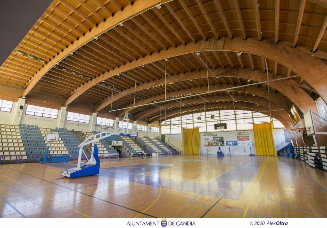 Mejora de la accesibilidad y la eficiencia energética en el polideportivo de Gandia