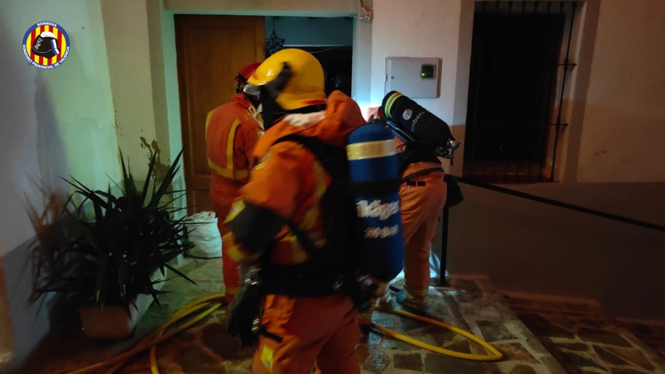 La otra cara del incendio en la Safor: las viviendas