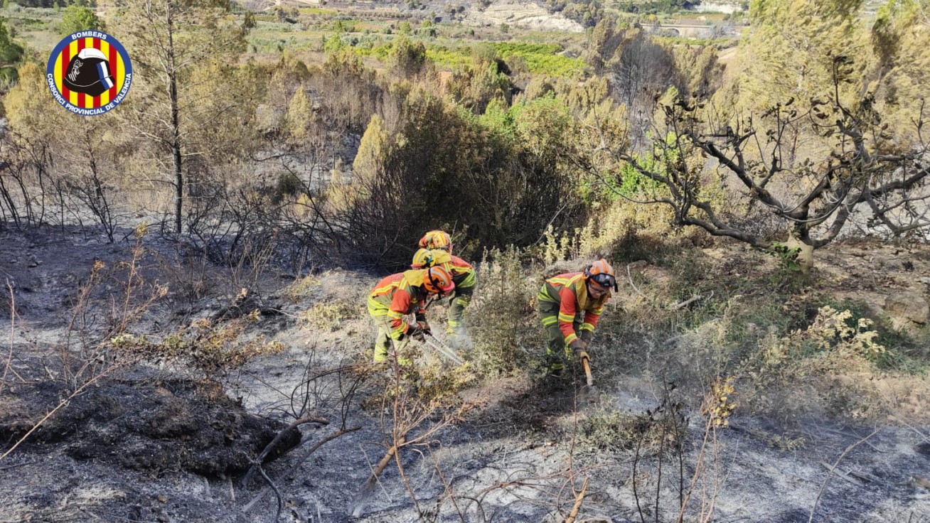 Estabilizado el incendio de Montixelvo