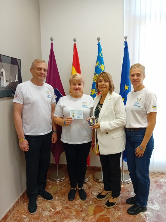 La concejala de Gandia, Liduvina Gil, será premiada por su ayuda al pueblo ucraniano