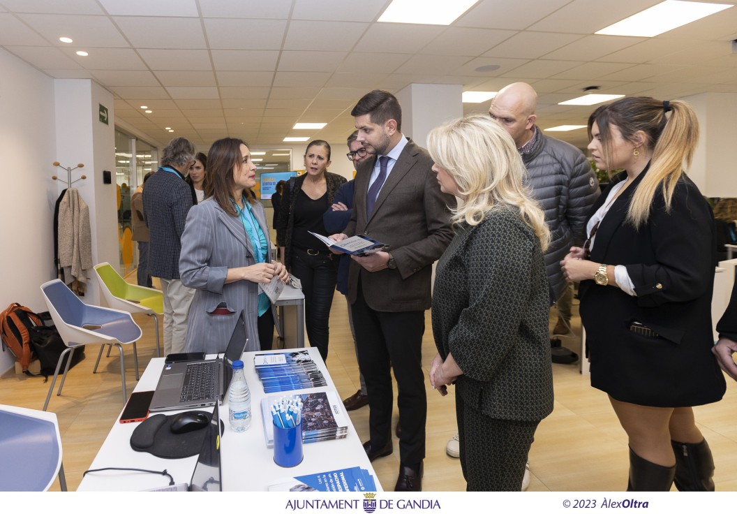 'Demolab: la tienda del futuro' abre su puertas en los locales del Urbalab Gandia