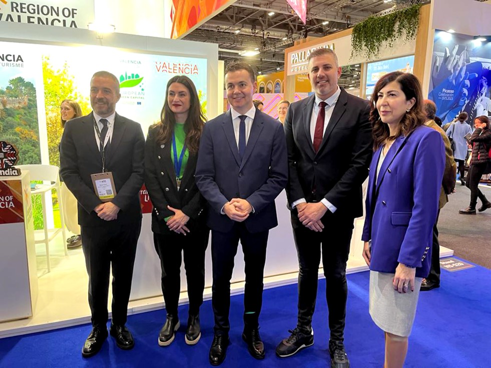 Gandia consolida su apuesta por el turismo inglés en la World Travel Market de Londres