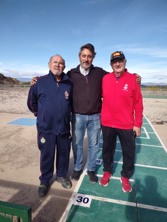 Los tiradores del CTO Oliva se llevan tres medallas y dos diplomas en Armas Históricas