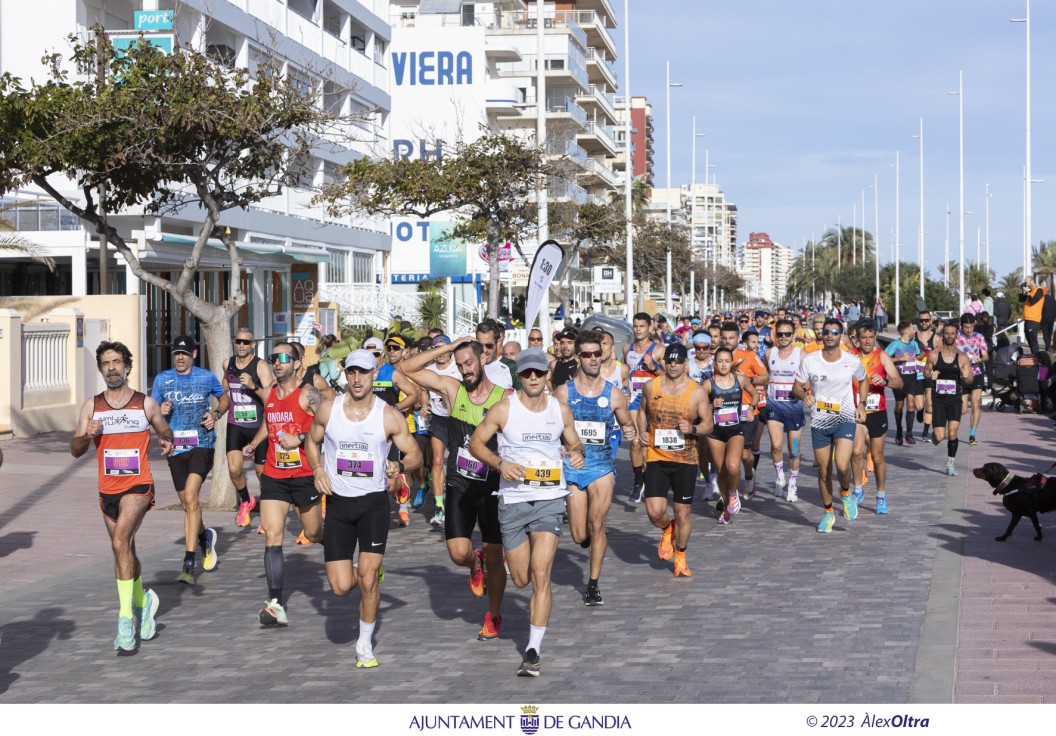 Éxito de participación en la 'Mitja Marató & 10K Ciutat de Gandia'